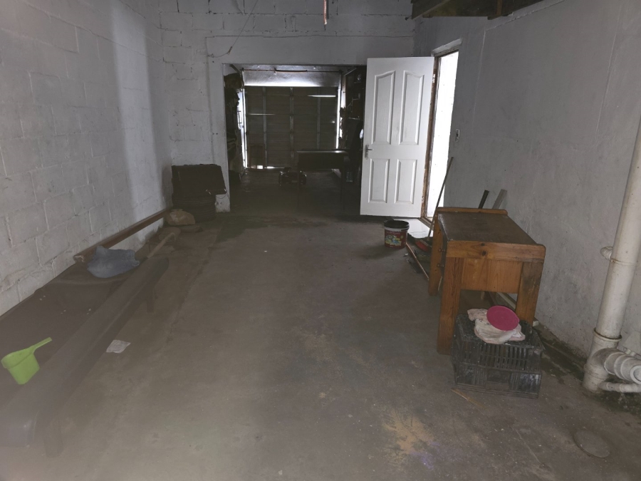 10 Bedroom Property for Sale in Colorado Park Western Cape